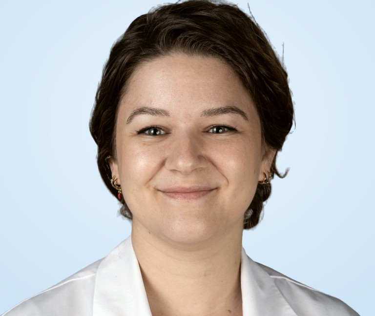 Portrait of Martine van der Linde MD